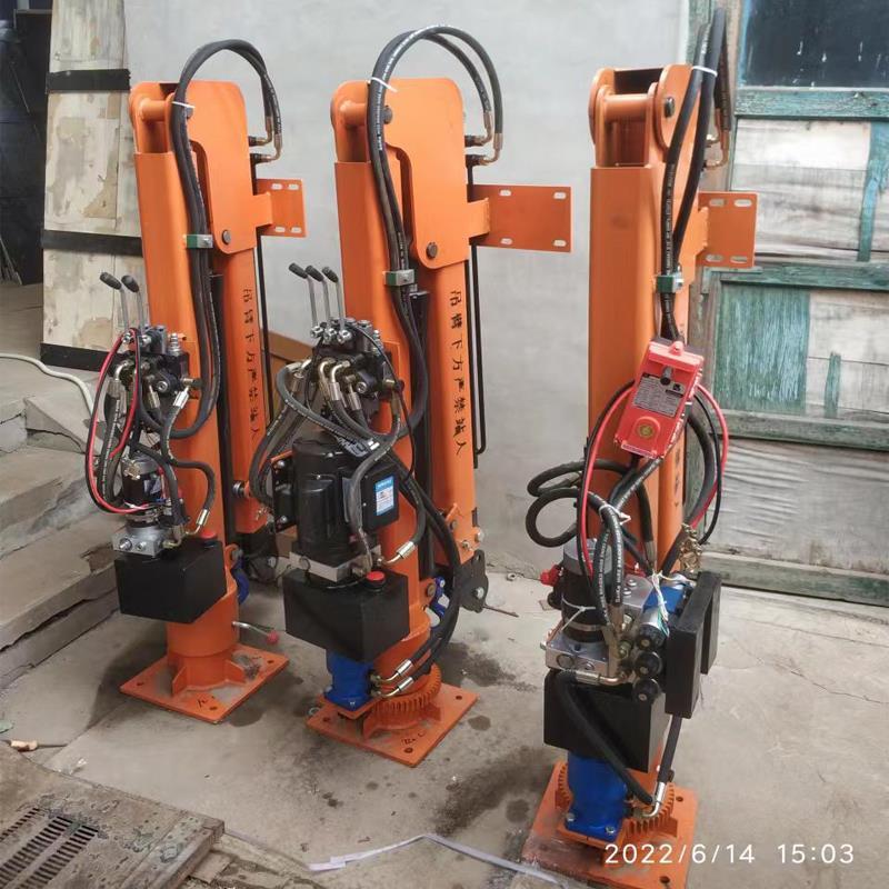 和林格尔县重汽蓝牌随车吊 3.2吨 国六动力强 液压驱动 农用自卸起重机